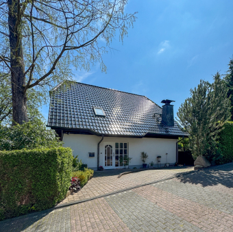 Einfamilienhaus nebst Einliegerwohnung