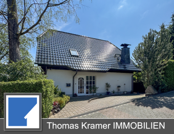 Einfamilienhaus nebst ELW & großer Garage in W-Langerfeld